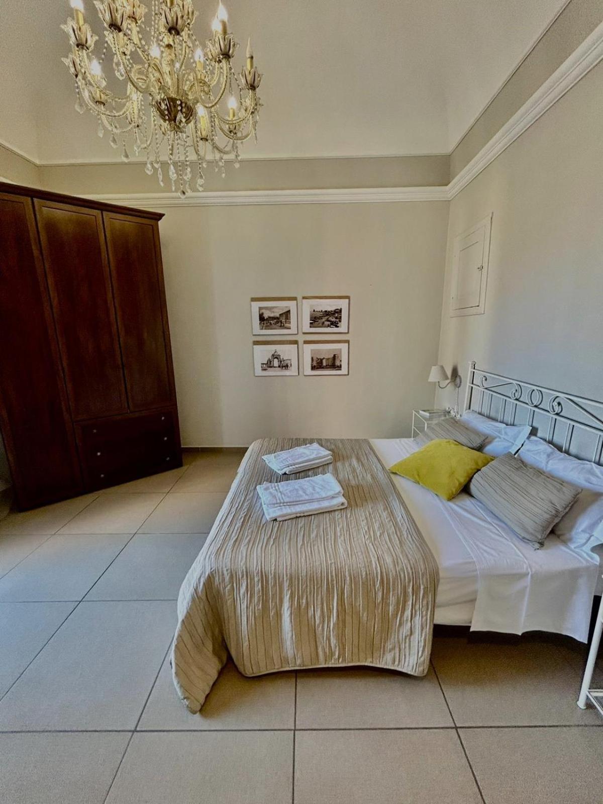 Appartamento La Casa di Gabri Catania Esterno foto